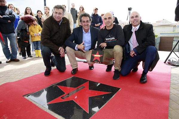 INAUGURADO EL PRIMER ‘PASEO DE LAS ESTRELLAS DEL SURF’ DE ESPAÑA