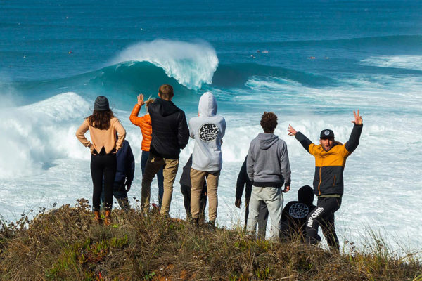 EL RIP CURL HELL TEAM SE REÚNE… ONLINE